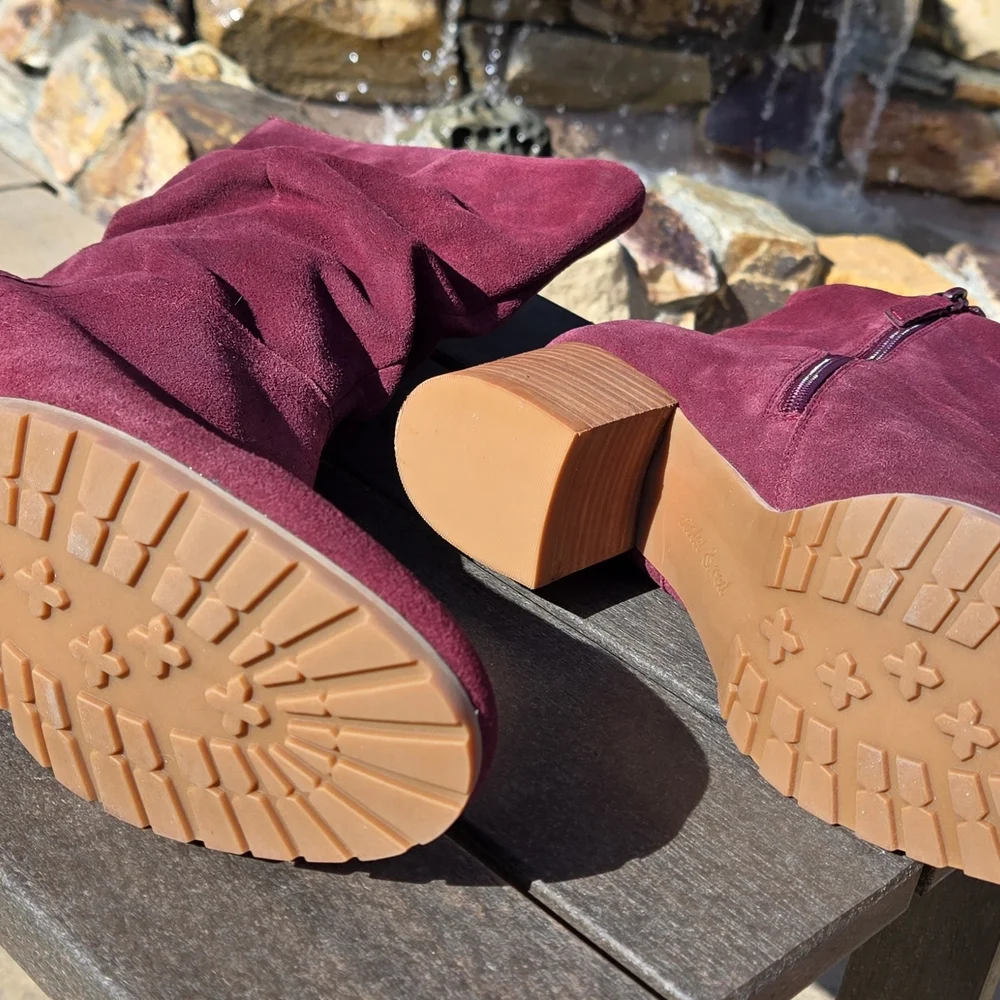 NWT Violet & Red Burgundy Suede Boots - Picture 3 of 4